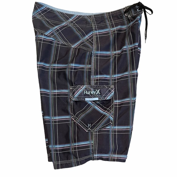 HURLEY Men’s Plaid Swim Trunks - Picture 2 of 8